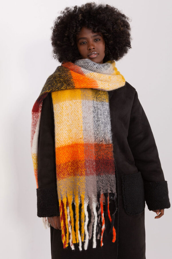 1010258 Shawl model 190541 AT