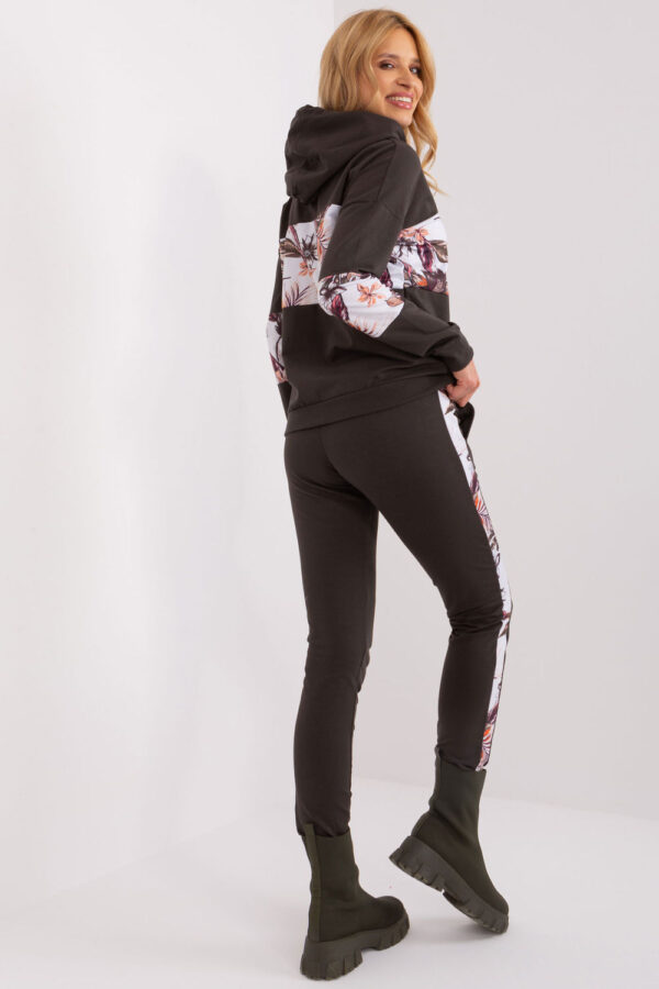 1012605 Set model 191237 Relevance