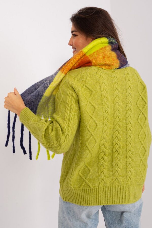 Shawl model 191724 AT