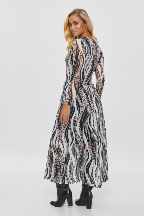 1038719 Daydress model 200077 Makadamia