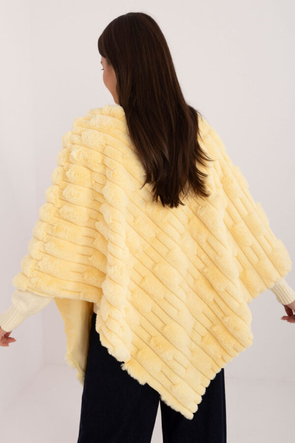 1040007 Poncho model 200534 AT