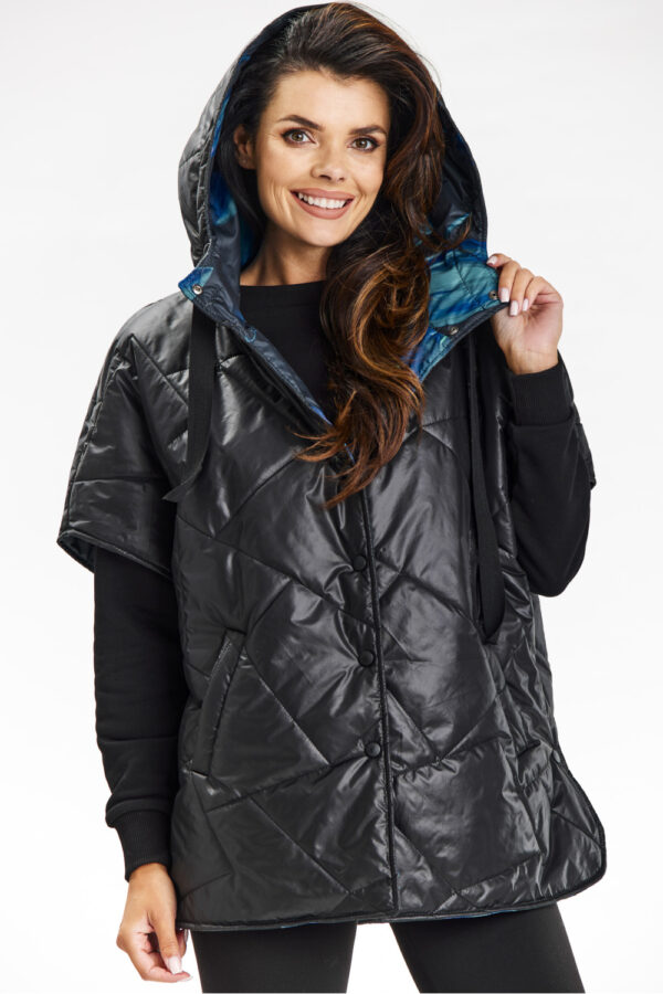 1040057 Gilet model 200551 awama