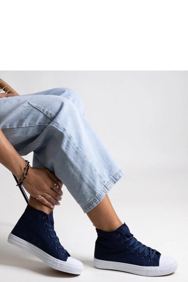 Sneakers model 207235 Solea