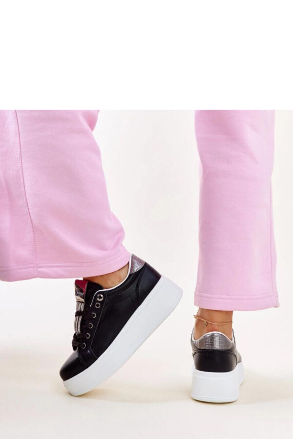 1060345 Sport Shoes model 207279 Solea