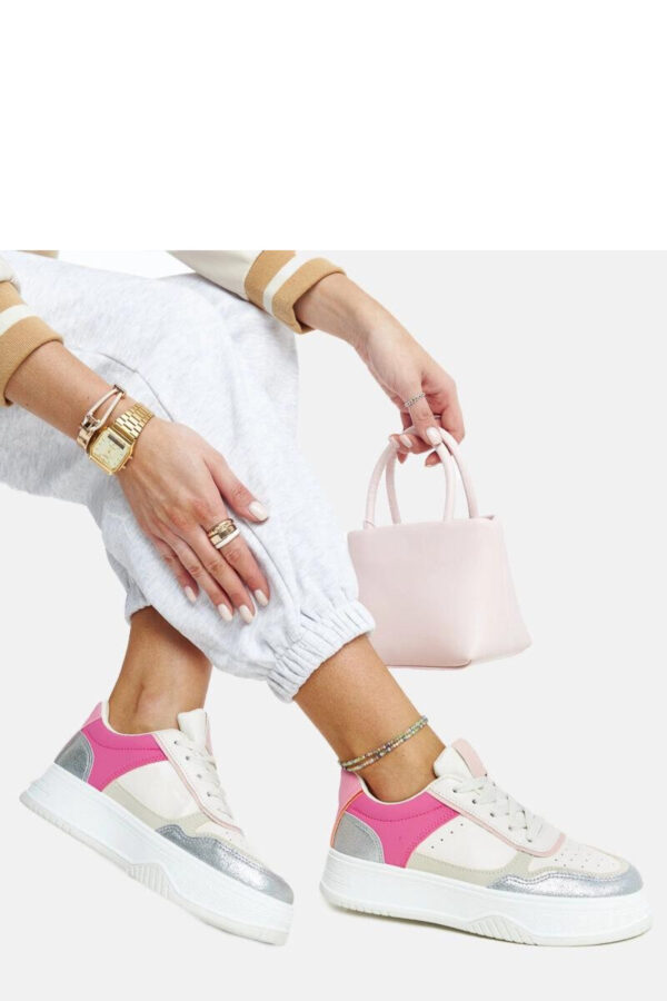 Sneakers model 207410 Solea