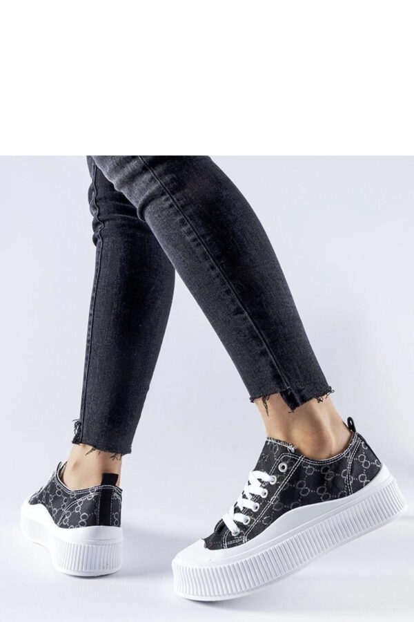 Sneakers model 207616 Solea