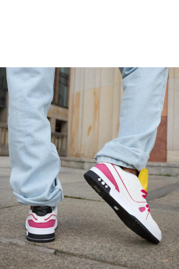 Sneakers model 207670 Solea