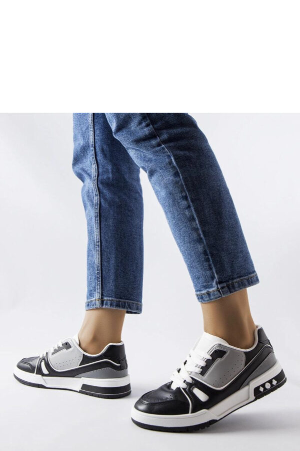 Sneakers model 207770 Solea