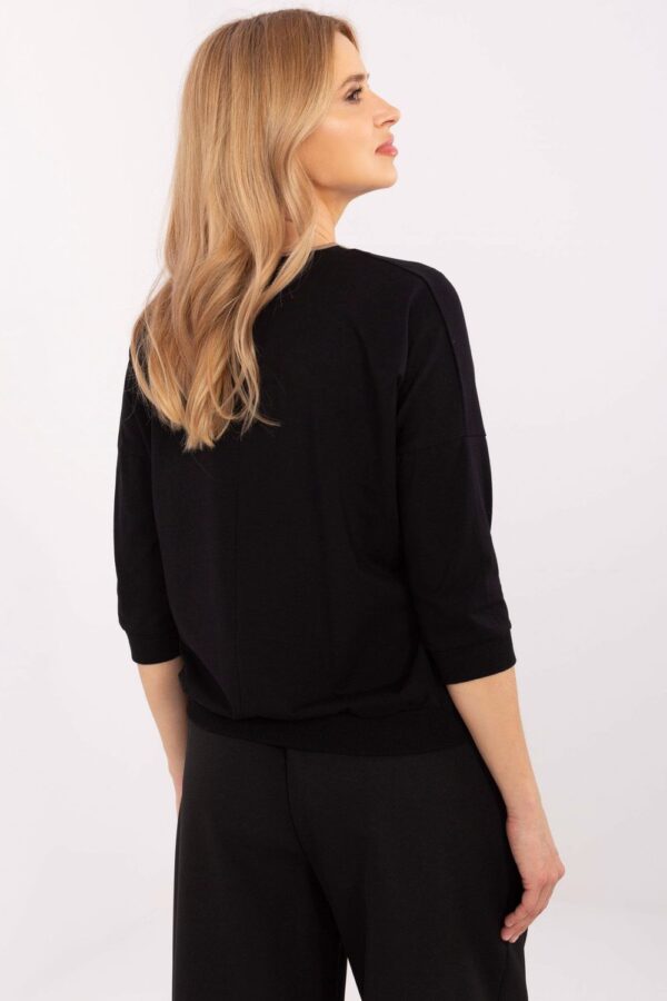 Blouse model 208232 Relevance