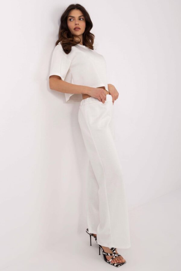 1065039 Set model 208677 Italy Moda