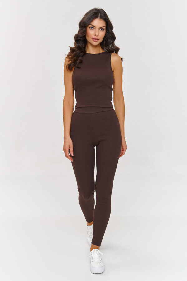 1072127 Set model 209647 Makadamia