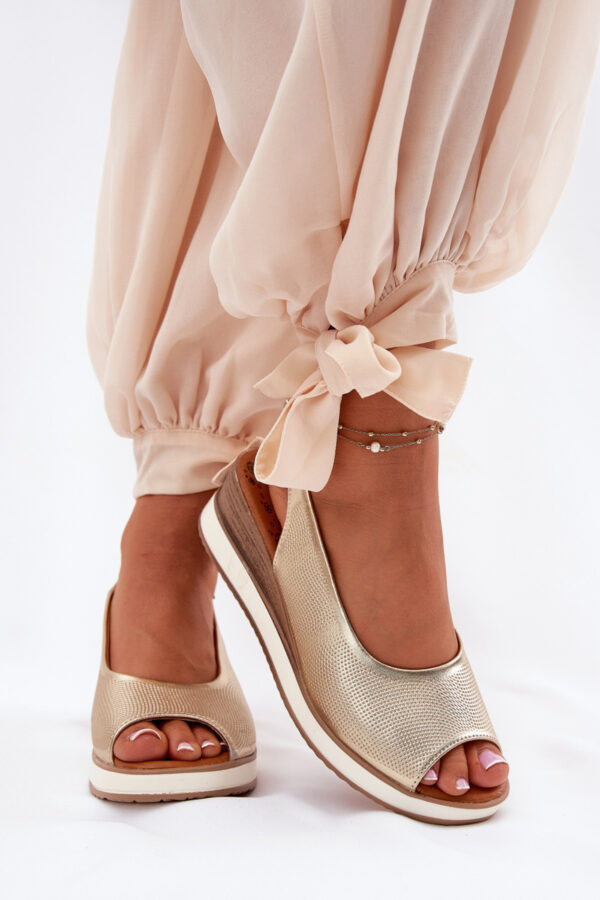 Buskin model 212129 Step in style