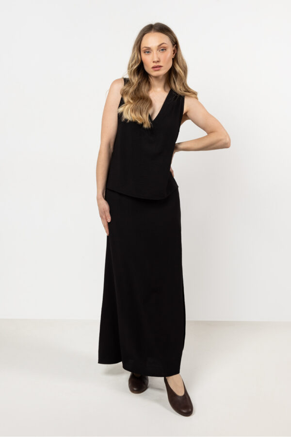 Long skirt model 212209 awama