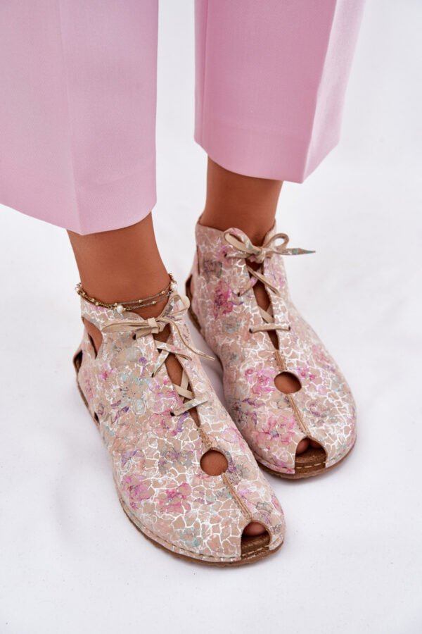 Boots model 213153 Step in style