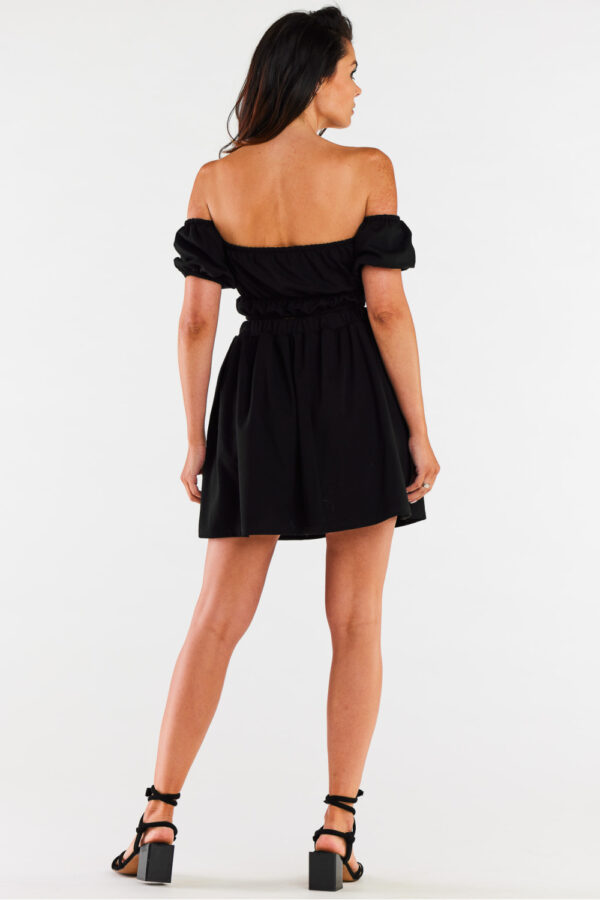 Short skirt model 215318 Infinite You