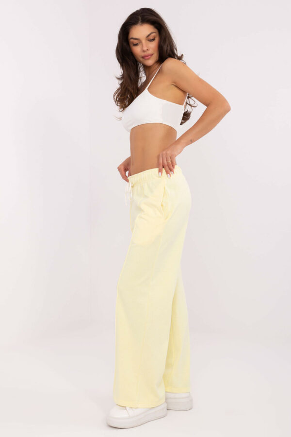 Tracksuit trousers model 215573 Relevance