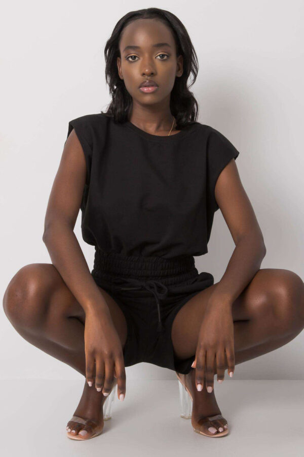 1087073 Set model 215923 Rue Paris