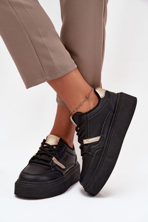 1088647 Sport Shoes model 216466 Step in style