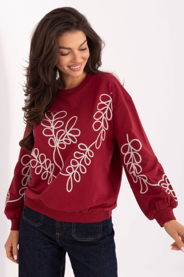 Sweatshirt model 218385 Relevance