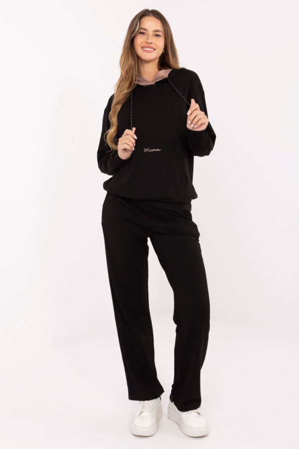 1095780 Set model 218821 Relevance