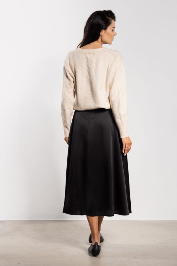 Skirt model 219003 awama