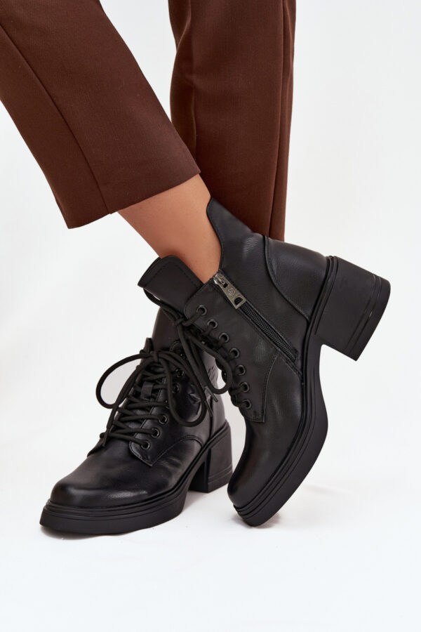 1097087 Boots model 219254 Step in style