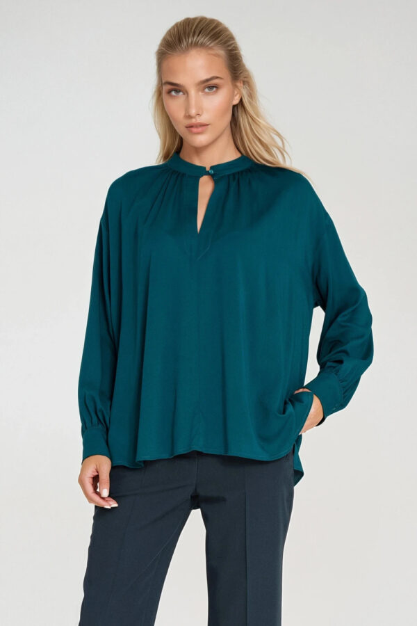 Blouse model 219787 Nife
