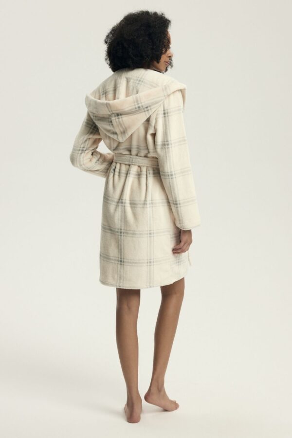 Bathrobe model 219809 Henderson