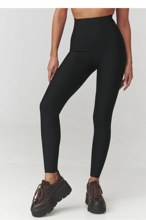 Long leggings model 220767 Makadamia