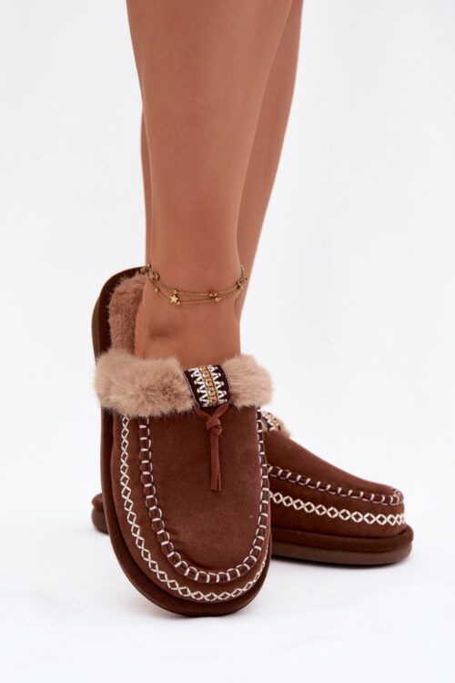 Slippers model 222279 Step in style