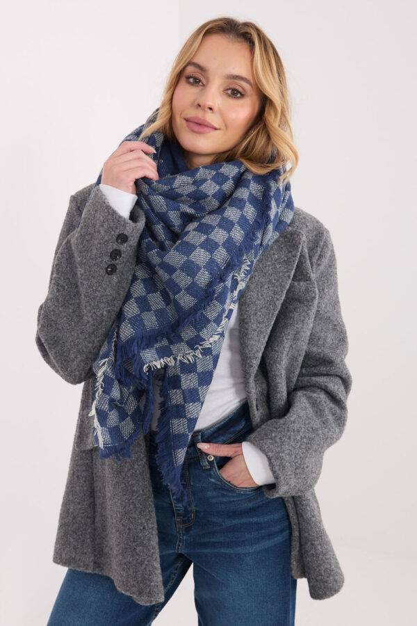 Shawl model 222304 AT