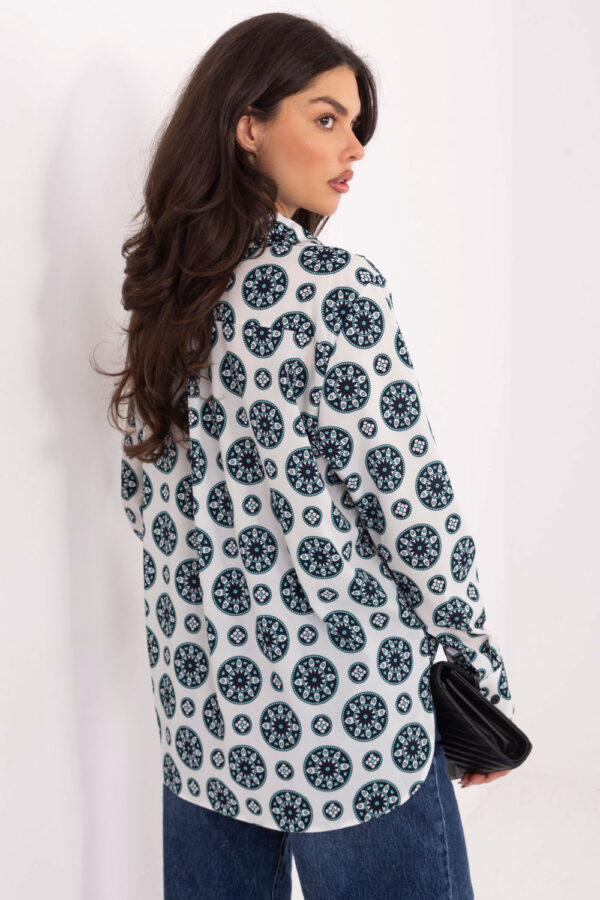 Long sleeve shirt model 222843 Lakerta