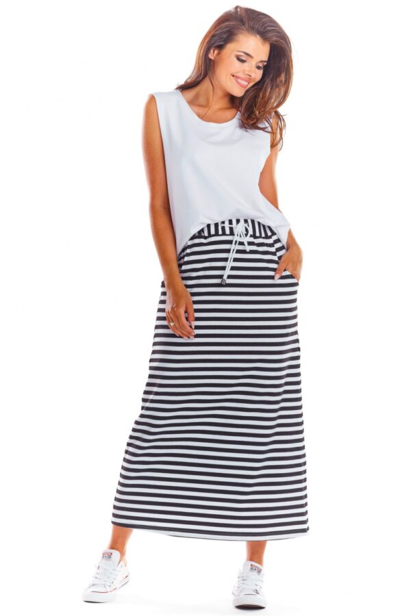 Long skirt model 133618 Infinite You