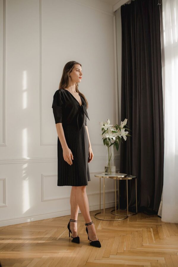 Cocktail dress model 143929 Lenitif