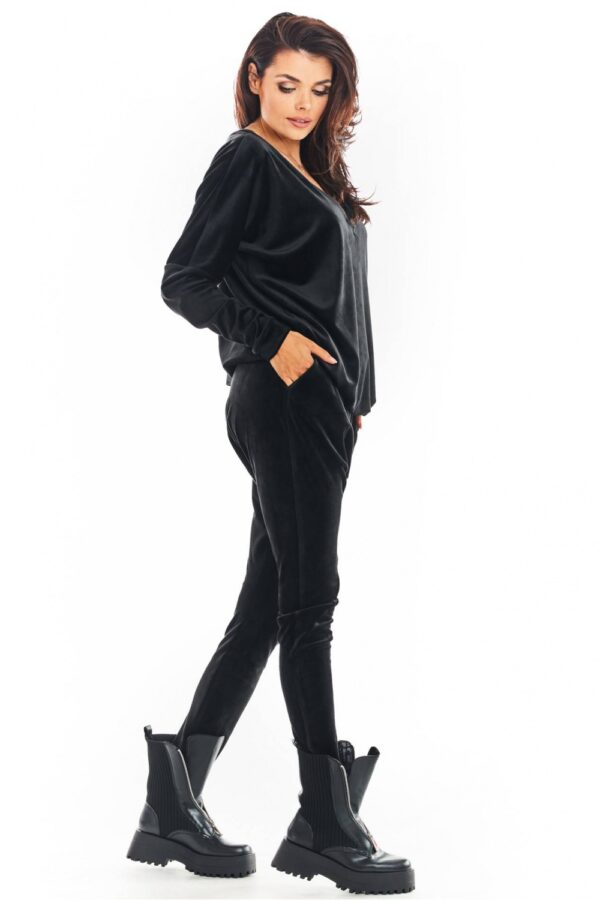 Tracksuit trousers model 149776 awama