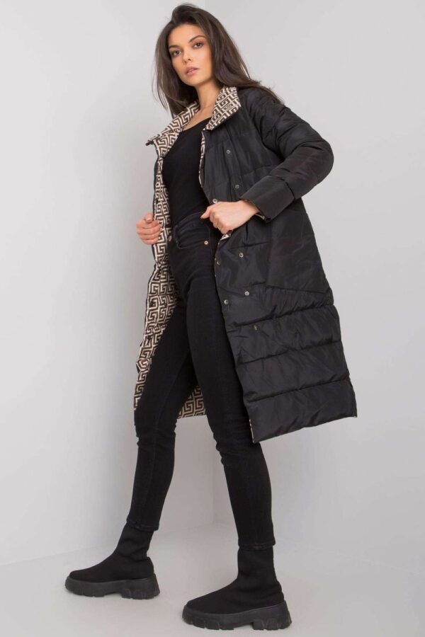 923620 Coat model 161034 Yups