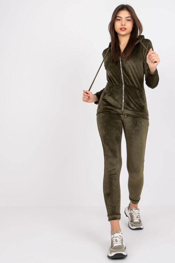 952705 Set model 171061 Relevance