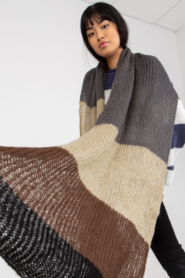 996382 Shawl model 185901 AT