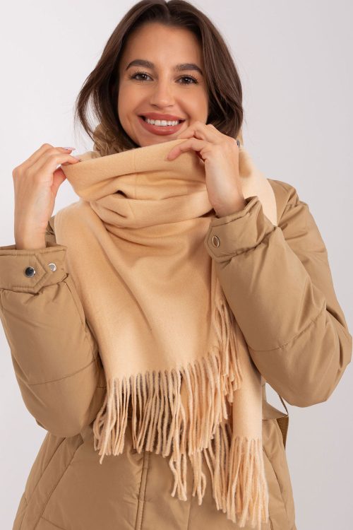 1001532.jpg Shawl model 187607 AT