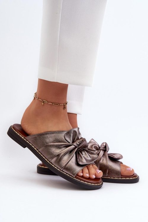 1028161 Flip-flops model 196425 Step in style