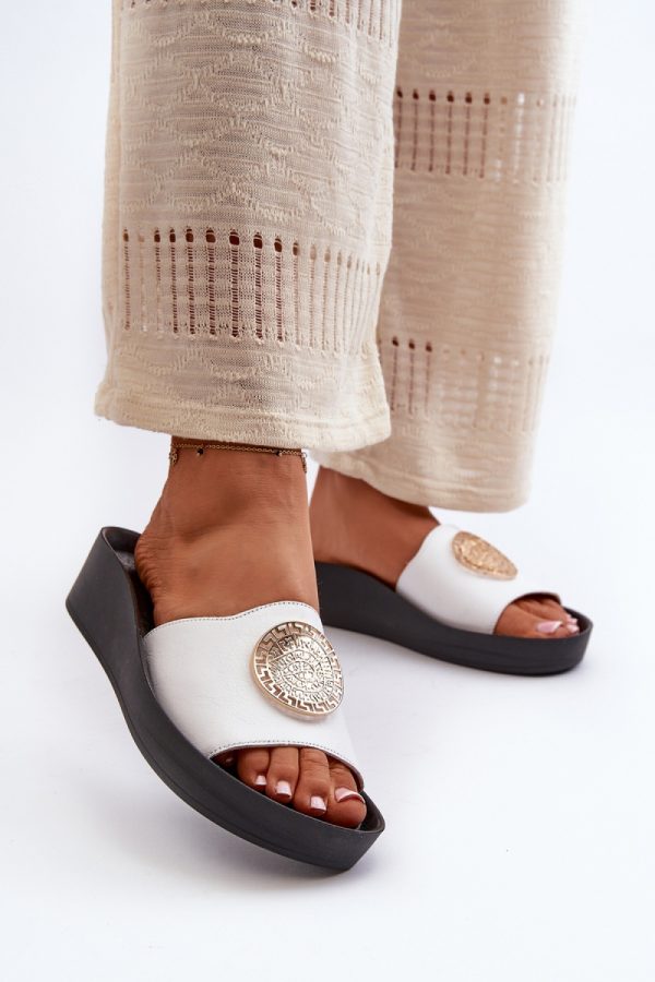 1034310 Buskin model 198478 Step in style