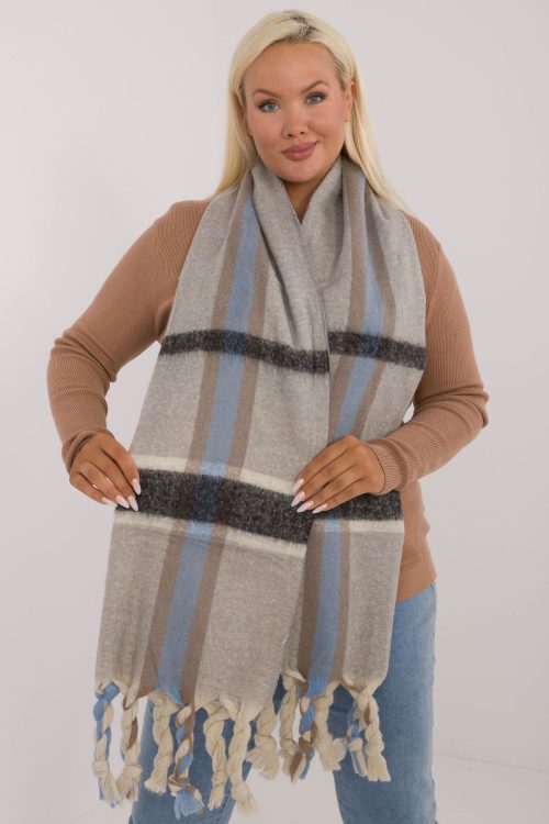 1039277.jpg Shawl model 200288 AT
