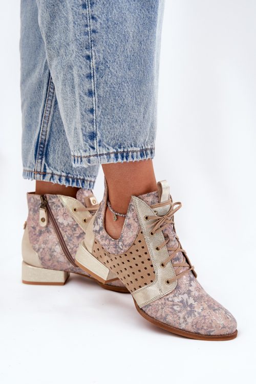 1072344 Boots model 211091 Step in style