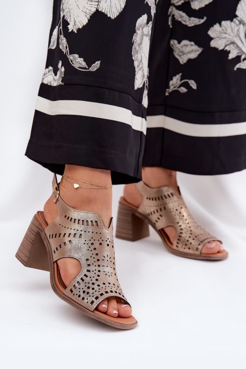 1073163 Heel sandals model 211364 Step in style