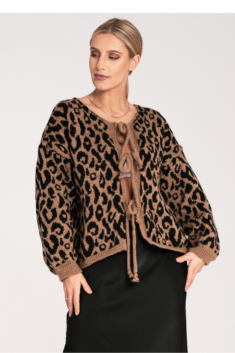 Cardigan model 217095 Figl