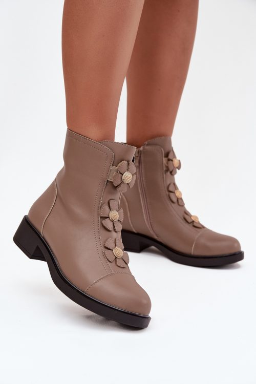 1095446 Boots model 218706 Step in style