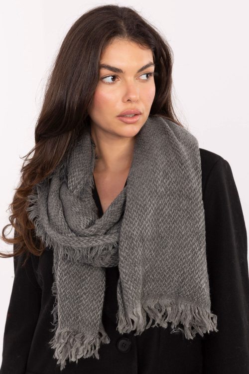 1098269.jpg Shawl model 219618 AT