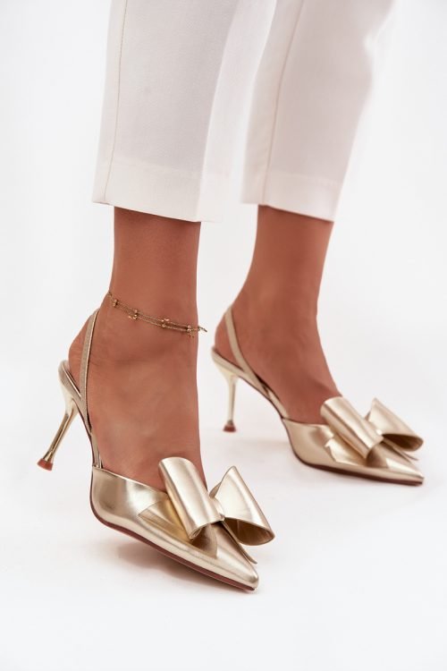 1098899 High heels model 219821 Step in style