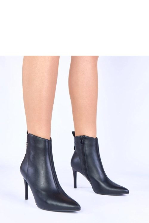 1105869 Boots model 222028 Solea