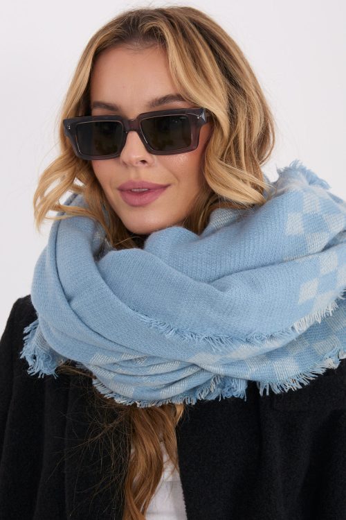 1106762.jpg Shawl model 222306 AT